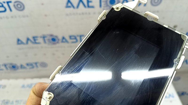 Монитор, дисплей Ford Fiesta 11-19 царапины дисплея