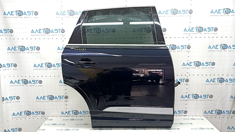Дверь в сборе задняя правая Audi Q7 16-26 алюминий, keyless, доводчик, тонировка, под шторку, синий LC5M