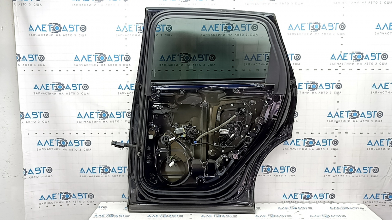 Дверь в сборе задняя правая Audi Q7 16-26 алюминий, keyless, доводчик, тонировка, под шторку, синий LC5M