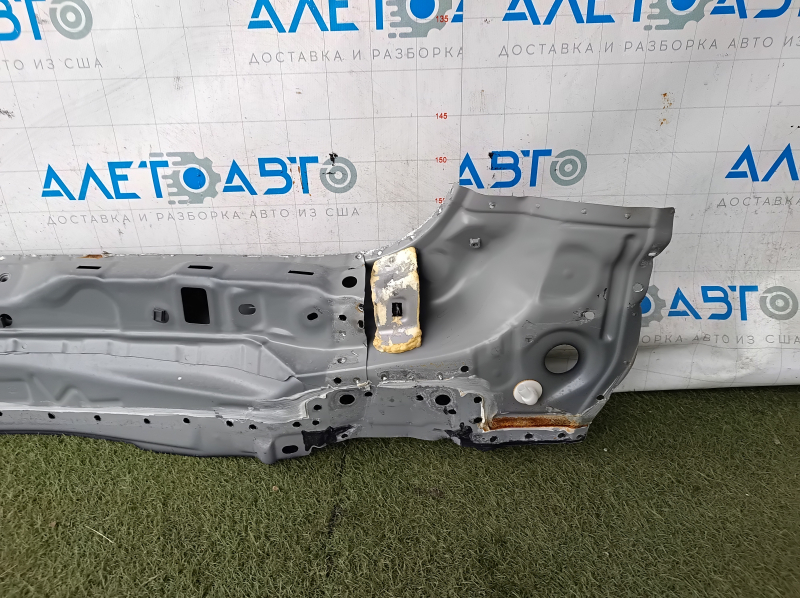 Задняя панель Mazda CX-5 17-24 в сборе 2 части под BSM, отпилена, синяя