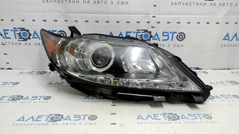 Фара передняя правая в сборе Lexus ES300h ES350 13-15 дорест ксенон + LED DRL, царапины, под полировку