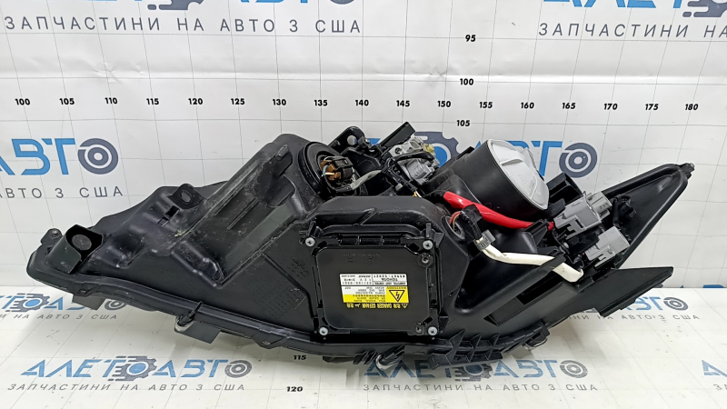 Фара передняя правая в сборе Lexus ES300h ES350 13-15 дорест ксенон + LED DRL, царапины, под полировку