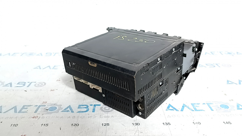 CD-changer, Радио, Магнитофон, Панель Lexus IS250 IS350 06-08 царапины