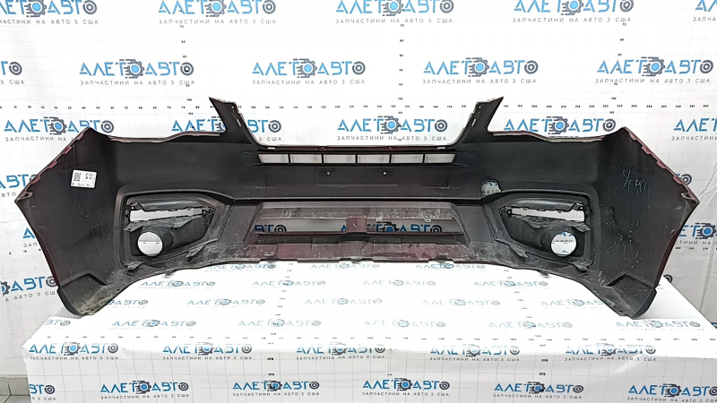 Бампер передний голый Subaru Forester 17-18 SJ красный, царапины, прижат, незаводские отверстия
