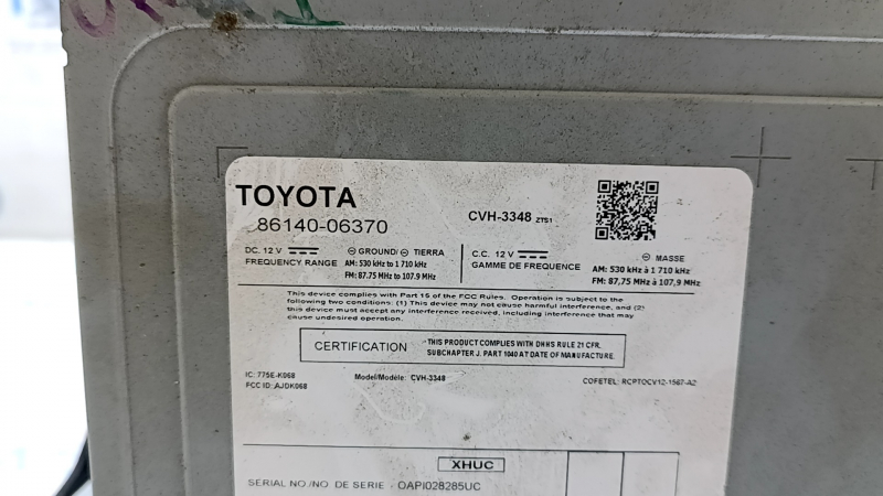 Дисплей радио дисковод проигрыватель Toyota Camry v55 15-17 usa потерты кнопки