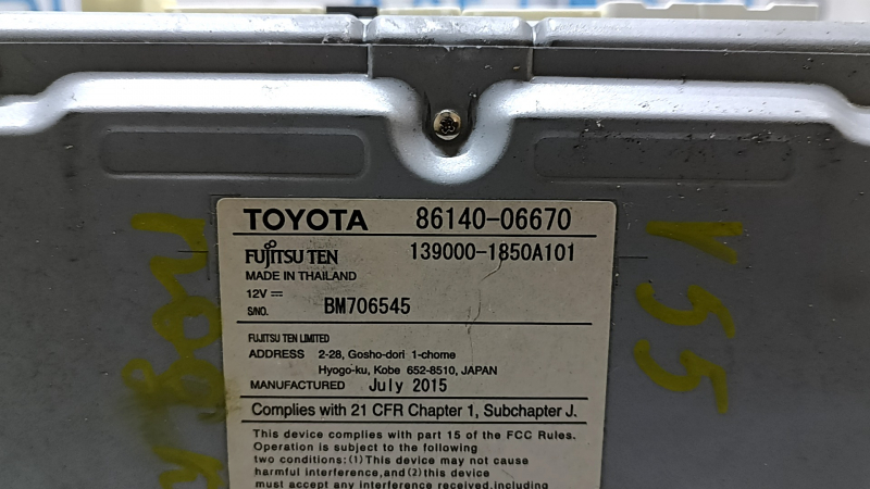 Оригинальный номер детали Toyota 86140-06670, хорошо сохранённый