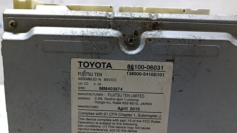 Дисплей радио дисковод проигрыватель навигация Toyota Camry v55 15-17 usa царапины, отсутствует кнопка