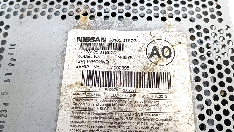 Монитор, дисплей, навигация Nissan Altima 13-18 царапина