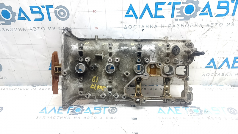 Крышка клапанная VW Jetta 14-18 USA 1.8T без ГБЦ
