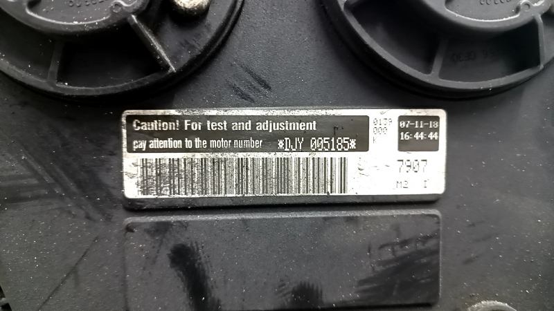 Двигатель Audi Q5 80A 18-20 2.0t DJYA 76к 11-11-11-11 сломаны шпильки