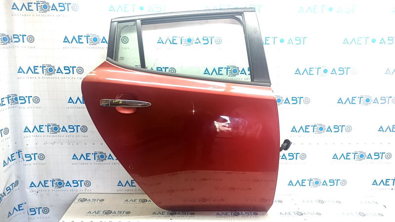 Дверь в сборе задняя правая Nissan Leaf 13-17 красный NAH тычка