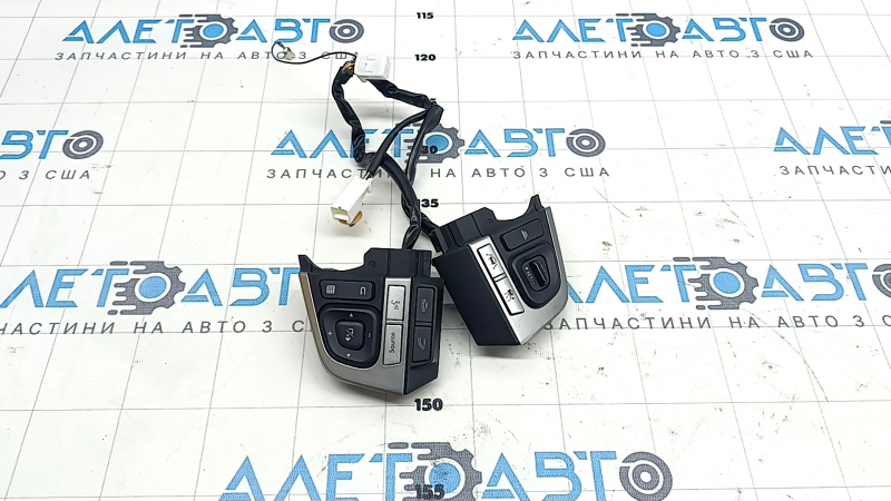 Кнопки управления на руле Subaru Forester 17-18 SJ