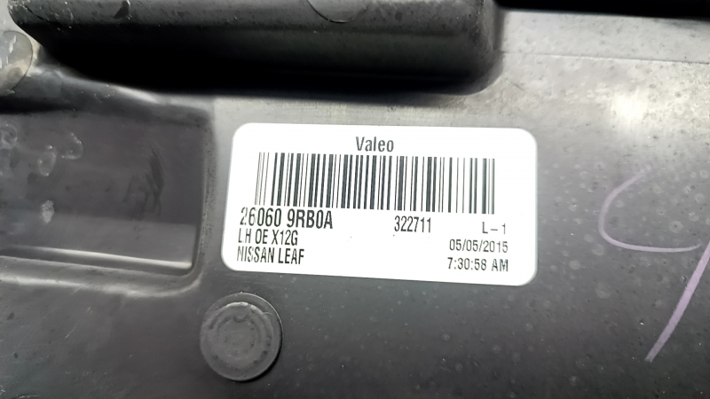 Фара передняя левая Nissan Leaf 13-17 галоген, без крепления, белый колпачок паутина, царапины