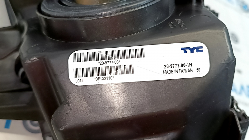 Фара передняя правая Honda Civic 16-18
