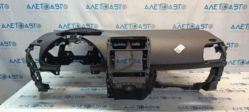 Торпедо передняя панель без AIRBAG Nissan Leaf 11-17 черная