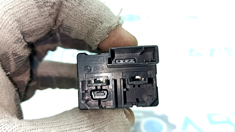 USB Hub центральной консоли Ford Bronco Sport 21-26 передний