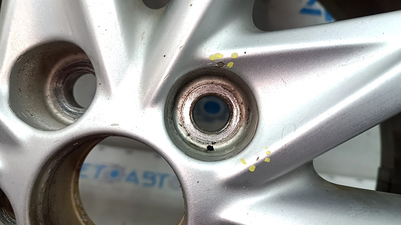Диск колесный R17x7J Toyota Prius V 12-14 бордюрка
