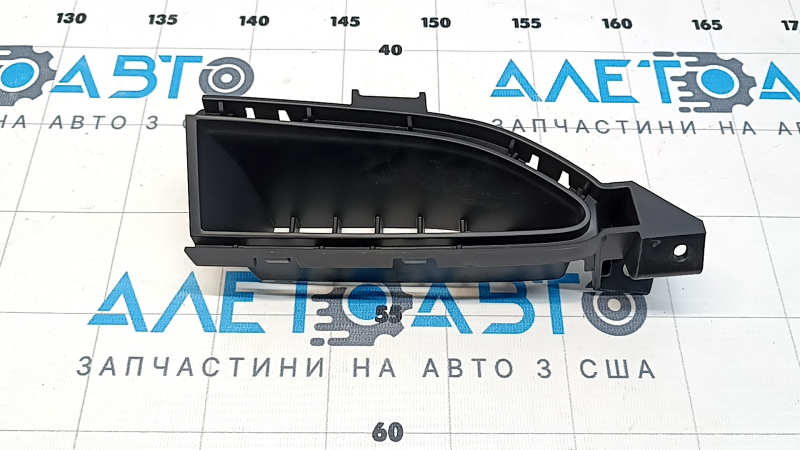 Решетка воздуховода переднего бампера правая Nissan Rogue 21-23 US built
