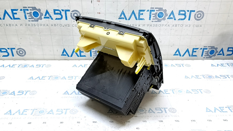 Головное устройство Lexus ES350 08-11 царапины