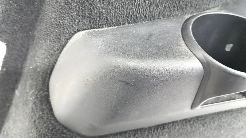 Обшивка арки правая Volvo XC90 16-25 под 3 ряд, с подстаканником, черная, царапины, под чистку