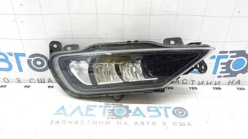 Противотуманная фара птф правая Volvo XC90 16-25 LED, песок