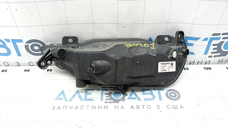 Противотуманная фара птф правая Volvo XC90 16-25 LED, песок