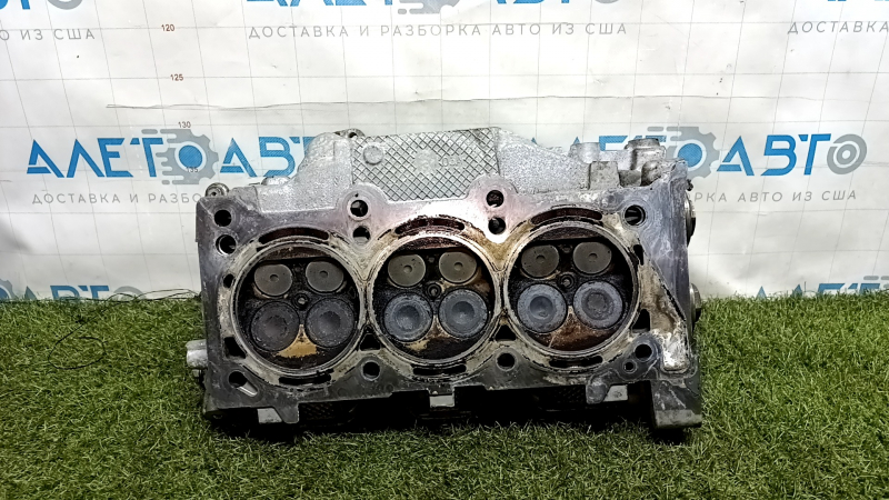 Головка блока цилиндров в сборе правая Jeep Grand Cherokee WK2 16-20 3.6