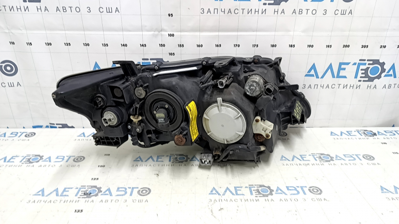 Фара передняя левая в сборе Lexus RX450h 10-12 дорест ксенон, под полировку, царапины