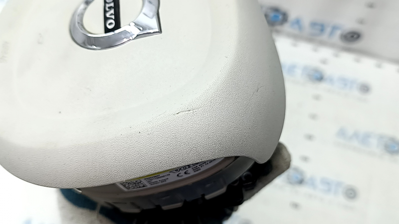 Подушка безопасности airbag в руль водительская Volvo XC90 16-25 серая, царапины, полез хром