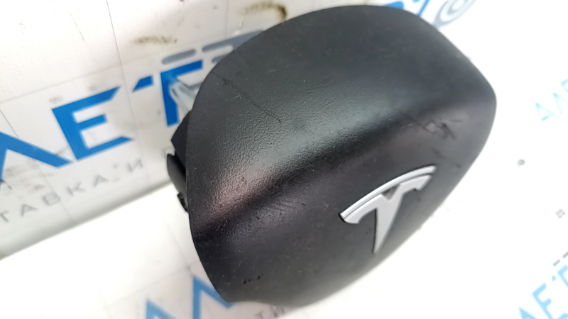 Подушка безопасности для Tesla Model 3, с дефектами, вид сзади