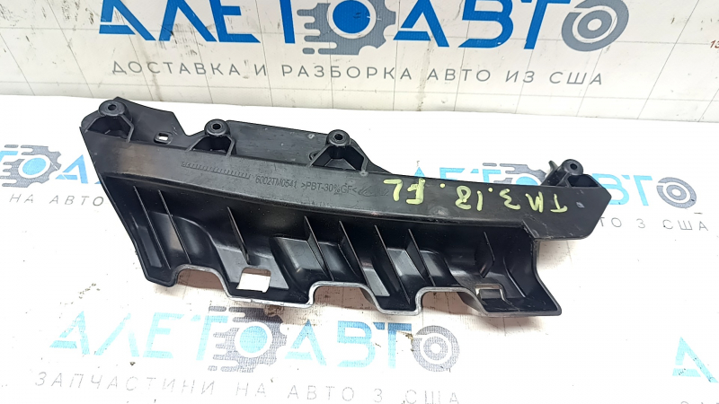 Крепление фары переднее левое Tesla Model 3 18-23 под LED фару, сломано крепление