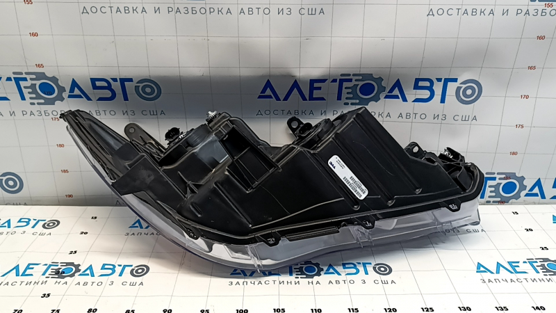 Фара передняя левая Toyota Camry 15-17 usa LE/XLE