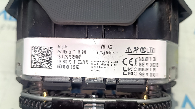 Подушка безопасности airbag в руль водительская Volkswagen ID.4 23-24 черная, без проводки