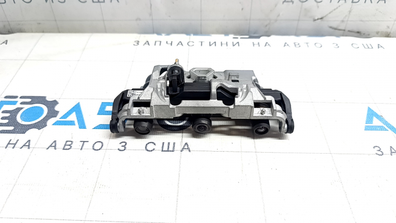 Камера передняя Tesla Model 3 18-23 на лобовом, с креплением