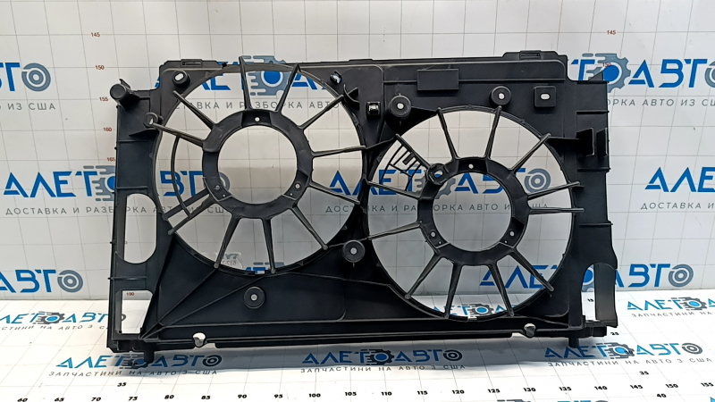 Диффузор кожух радиатора голый Toyota Prius 30 10-15