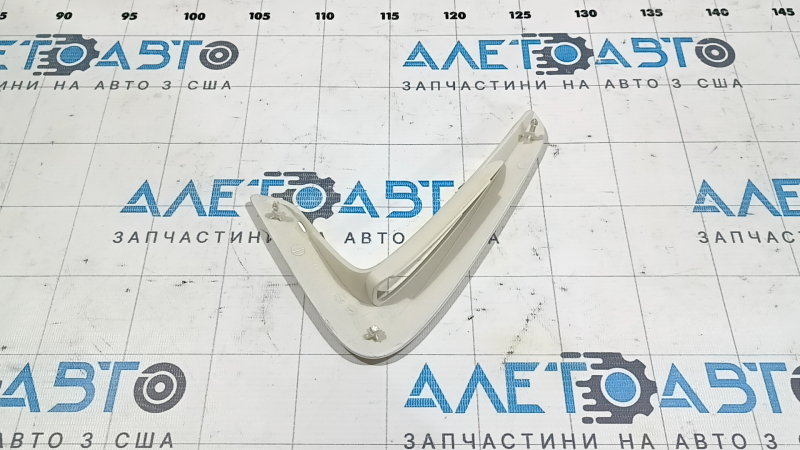 Накладка воздуховода на крыле правая BMW 4 F32/33/36 14-17 сломано крепление