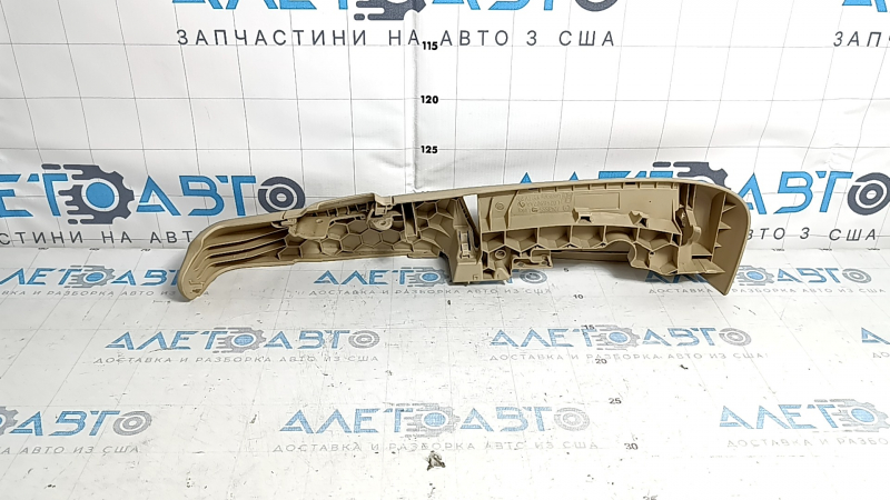 Накладка боковая водительского сидения левая BMW 3 F30 12-18 бежевая, с накладкой, под электро