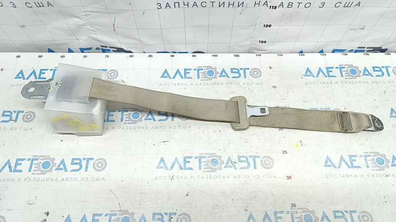 Ремень безопасности задний правый Toyota Camry v50 12-13 usa бежевая, под чистку, сломано крепление