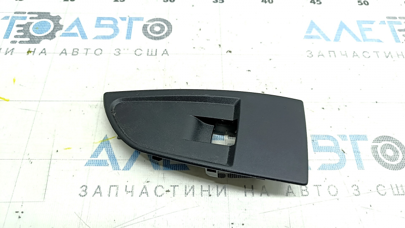 Накладка управление стеклоподъемником передним правым BMW i3 14-21 черная
