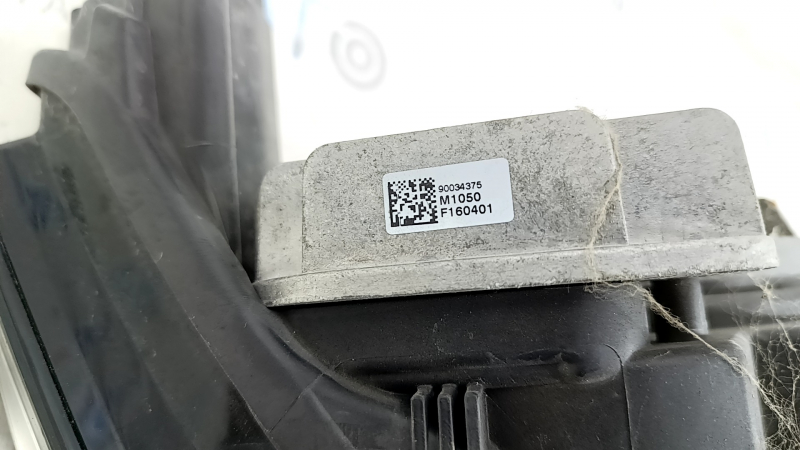 Фара передняя левая BMW i3 14-17 галоген, под полировку