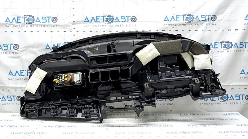 Торпедо передняя панель с AIRBAG Honda Insight 19-21 черная, с накладкой, ржавый пиропатрон, под чистку