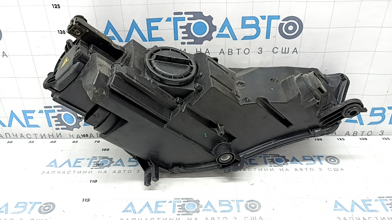 Фара передняя левая в сборе Audi A4 B9 17-19 ксенон+LED, песок
