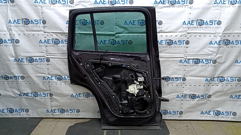 Дверь в сборе задняя левая VW Tiguan 09-18 графит LD7P, крашенная, тычка