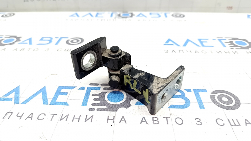 Петля двери нижняя задняя левая Volkswagen ID.4 23-26 2 части