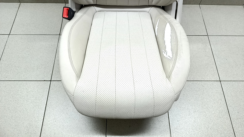 Водительское сидение Mercedes W213 E 17-23 без airbag, электрическое, подогрев, память, кожа, бежевое, потерта кожа, под чистку