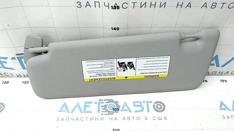 Козырек правый BMW X3 F25 11-17 серый, без крючка, надломана заглушка крепления