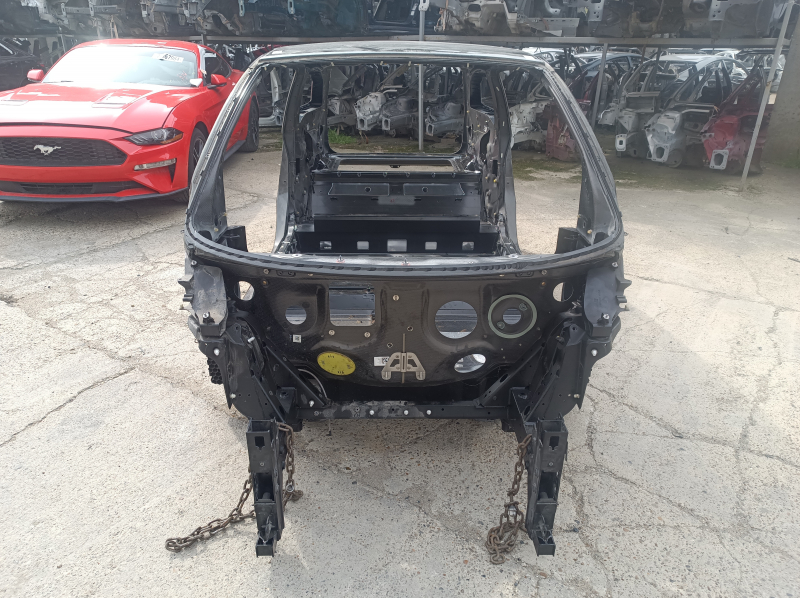 Кузов BMW i3 14-21 в сборе с рамой