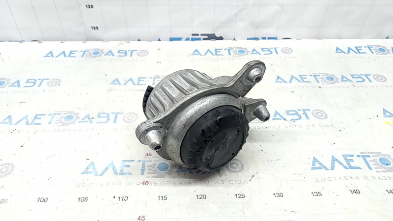 Подушка двигателя правая Mercedes W213 E 300/350 17-23 2.0T RWD