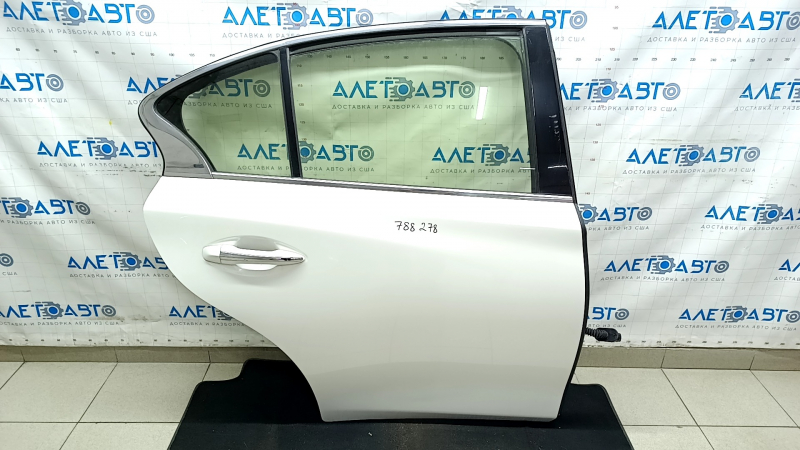 Дверь в сборе задняя правая Infiniti Q50 14-24 белый QAB