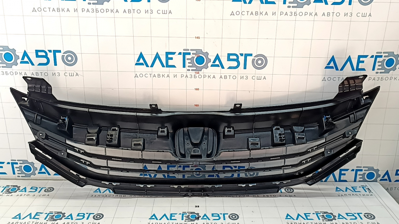 Основа решетки радиатора Honda Accord 16-17 hybrid